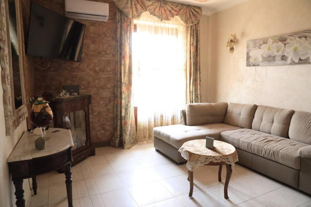 Due Minuti Dal Mare Con Balcone Vista Mare Apartman Tropea Kültér fotó