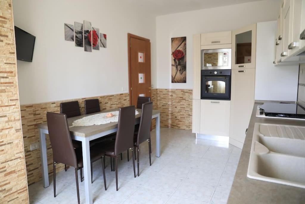 Due Minuti Dal Mare Con Balcone Vista Mare Apartman Tropea Kültér fotó