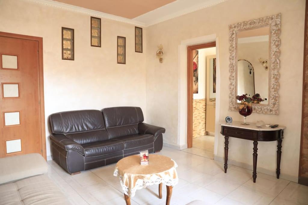 Due Minuti Dal Mare Con Balcone Vista Mare Apartman Tropea Kültér fotó