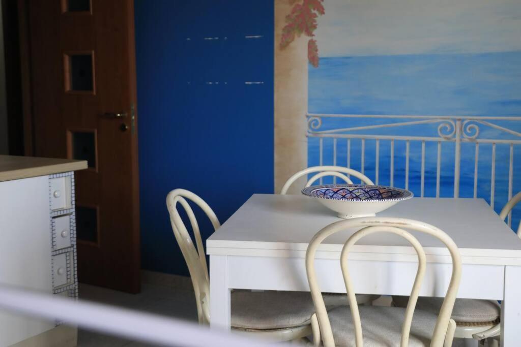Due Minuti Dal Mare Con Balcone Vista Mare Apartman Tropea Kültér fotó